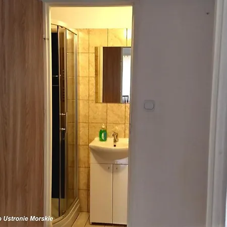 بيت ضيافة Chrobrego Goscinne W Centrum Blisko Morza