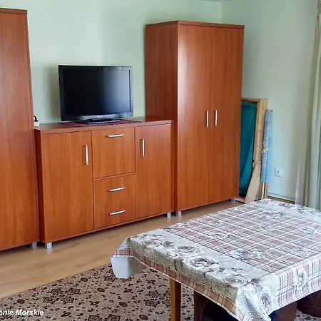 Chrobrego Goscinne W Centrum Blisko Morza 3*