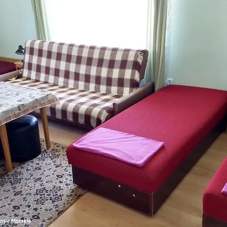 Chrobrego Goscinne W Centrum Blisko Morza 3* أوسترونيه مورسكية