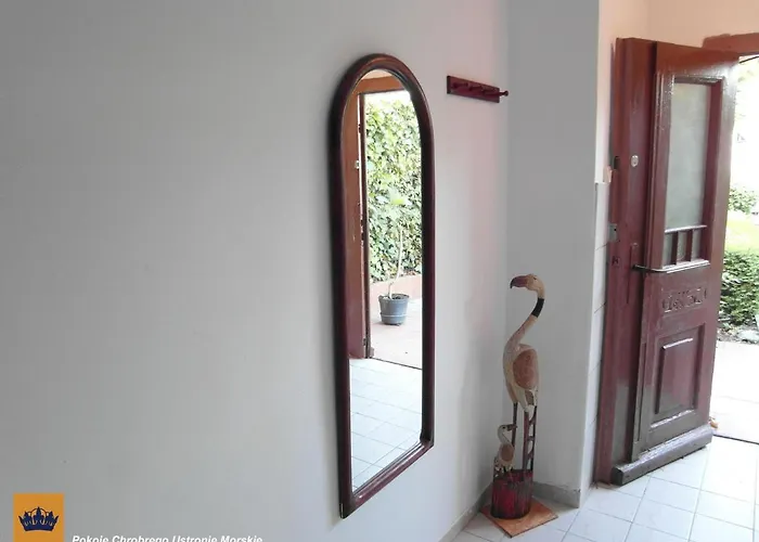 Chrobrego Goscinne W Centrum Blisko Morza Pensión