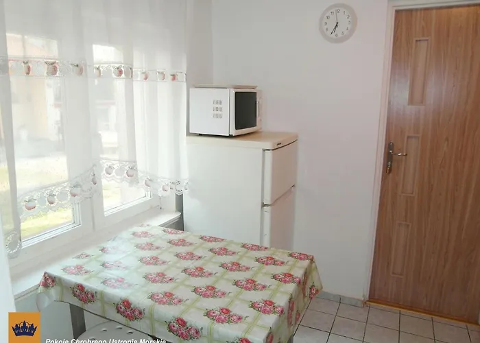 Chrobrego Goscinne W Centrum Blisko Morza 3*