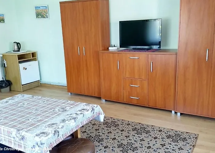 Chrobrego Goscinne W Centrum Blisko Morza 3*