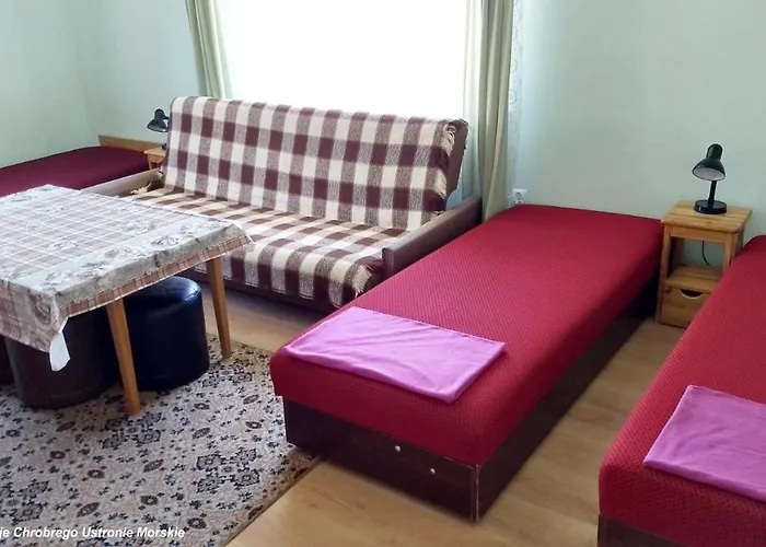 Chrobrego Goscinne W Centrum Blisko Morza 3* Ustronie Morskie