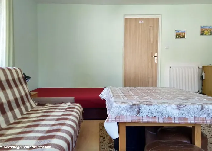 Chrobrego Goscinne W Centrum Blisko Morza Pensión